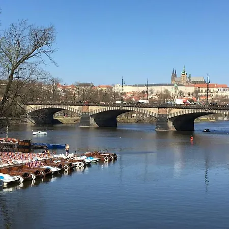 Apartmán Historic Center - Stylish Family With Balcony Next To River Praha